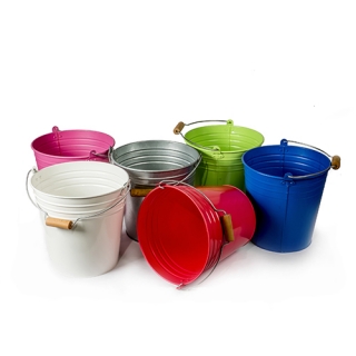 Metal buckets with handle