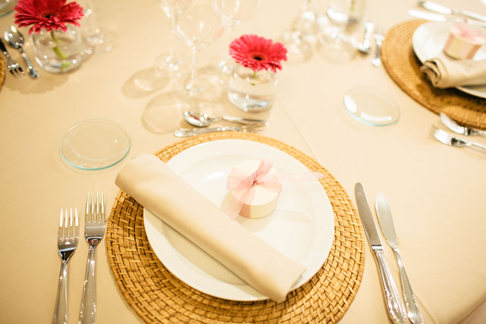 CÓMO PREPARAR EL MONTAJE DE MESA PERFECTO