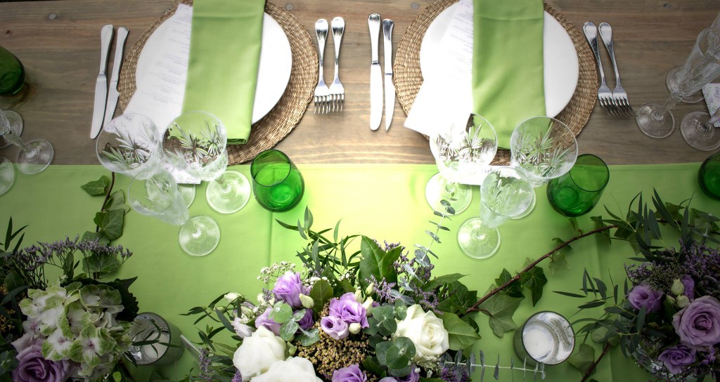 CÓMO VESTIR Y DECORAR LA MESA DE VERANO