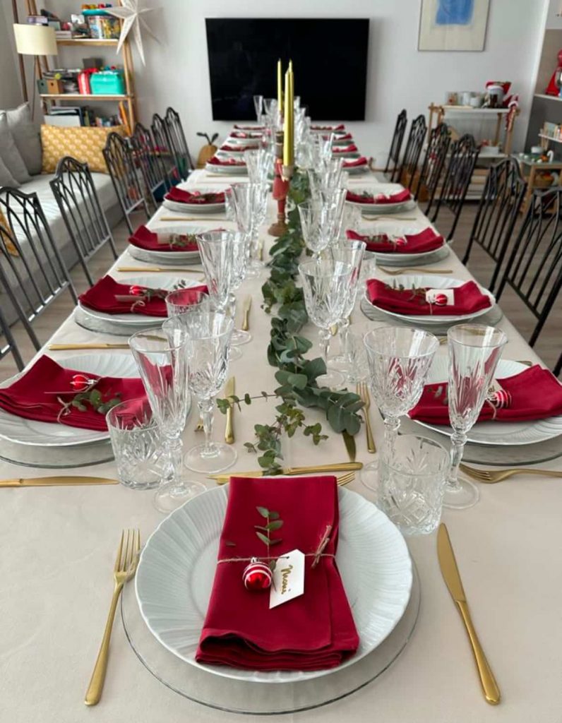 CÓMO ELEGIR EL MATERIAL DE ALQUILER PERFECTO PARA TU DESAYUNO O COMIDA DE REYES