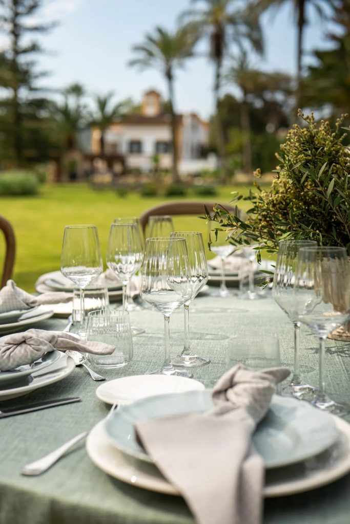 BODAS AL AIRE LIBRE EN BARCELONA: MATERIAL INDISPENSABLE