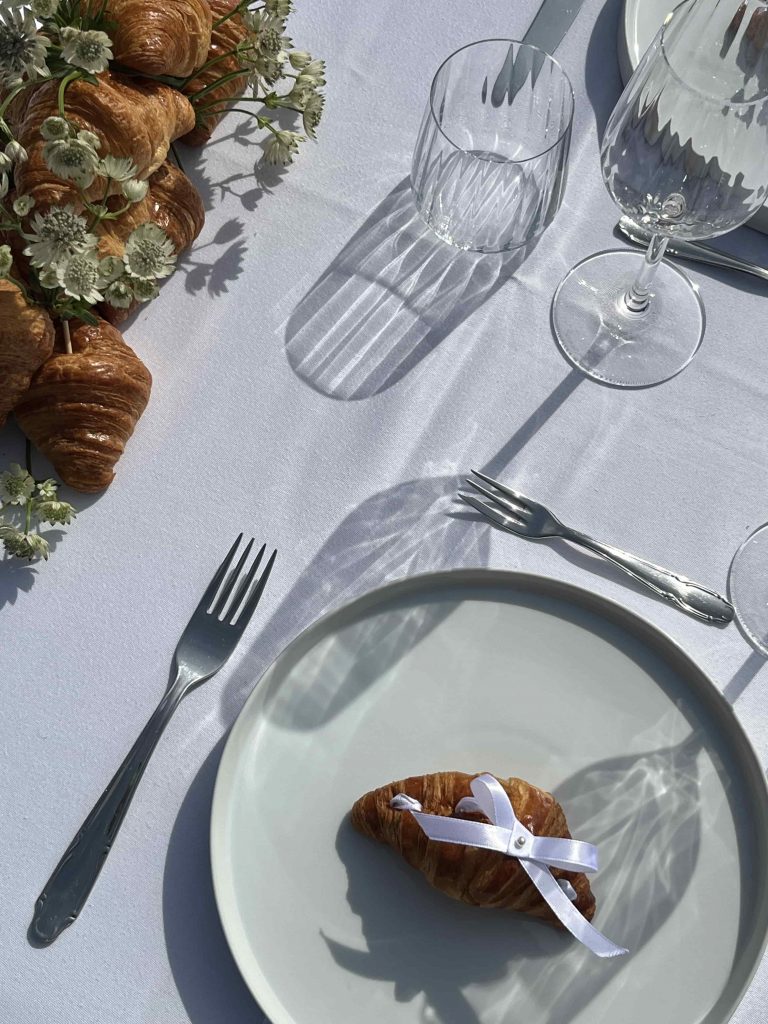 ERRORES COMUNES AL ALQUILAR MATERIAL PARA BODAS Y CÓMO EVITARLOS