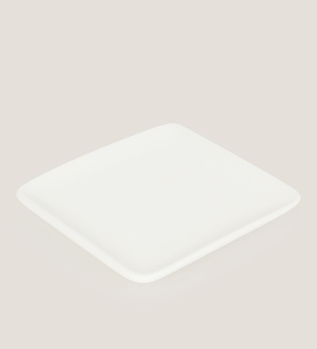 Plato Osaka blanco