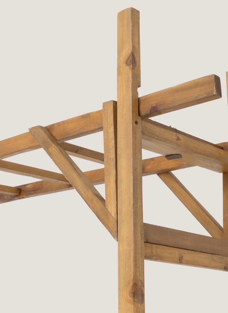 Arco escalera madera