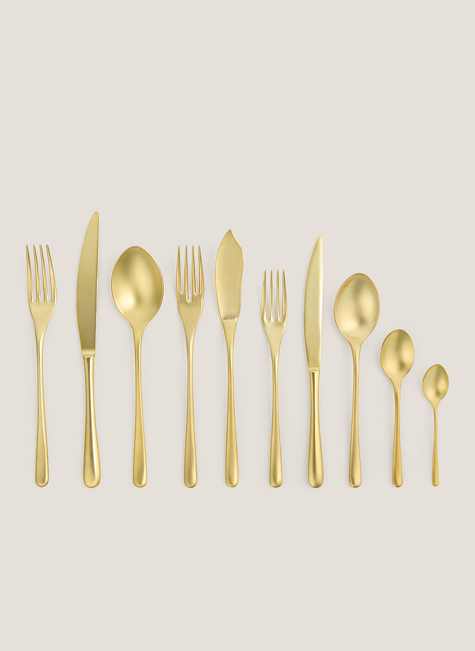 Gold cutlery
